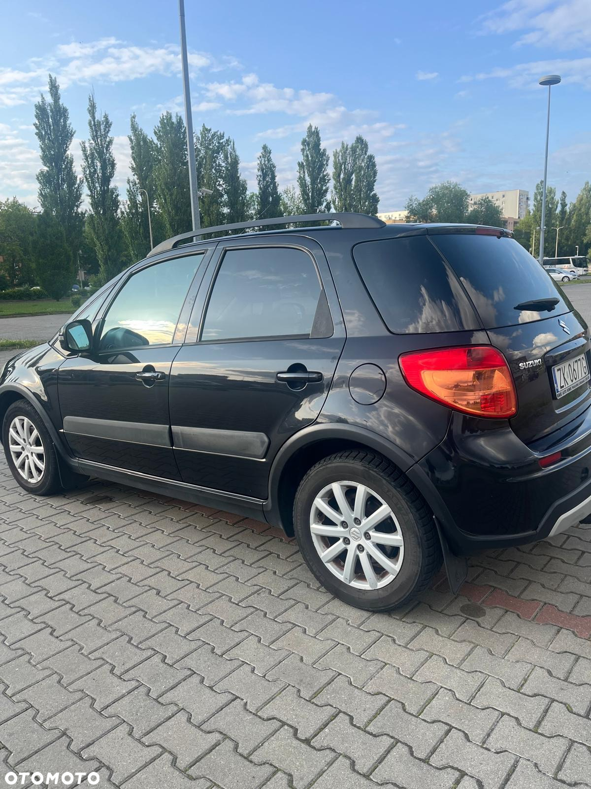 Suzuki SX4 1.6 Comfort - 4