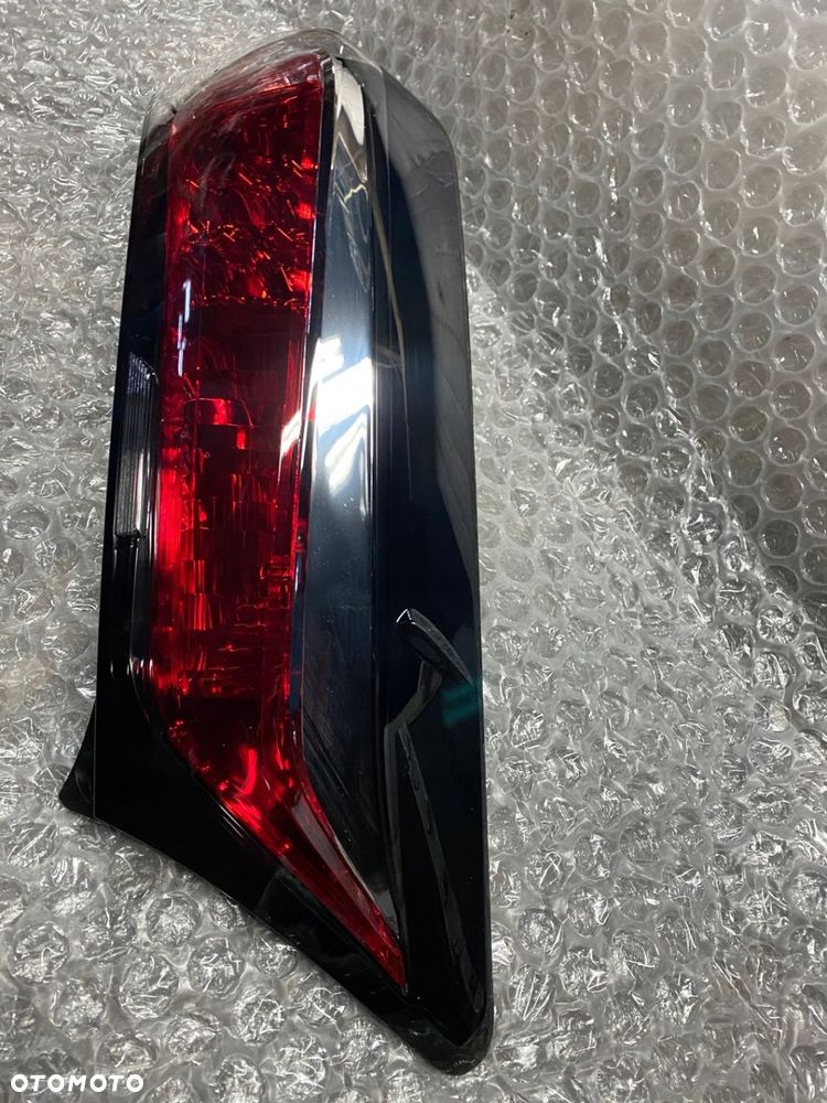 LAMPA LEWA TYŁ TOYOTA AYGO II 81561-0H110 - 2