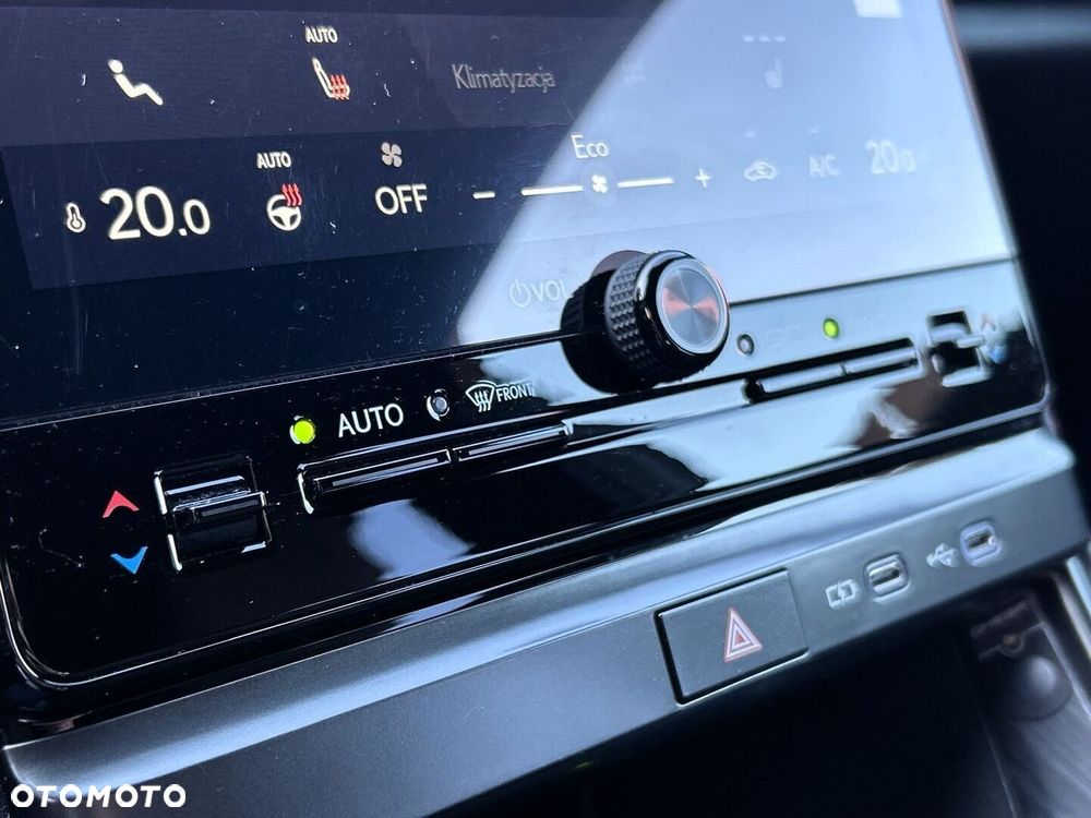 Lexus LBX 1.5 Hybrid Emotion - 24