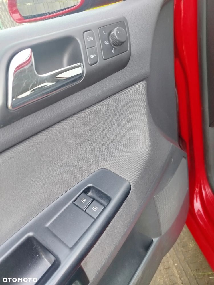 Volkswagen Polo - 11