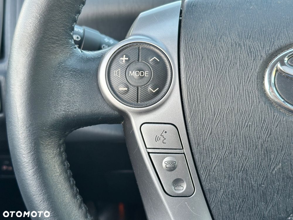 Toyota Prius+ (Hybrid) Executive - 33