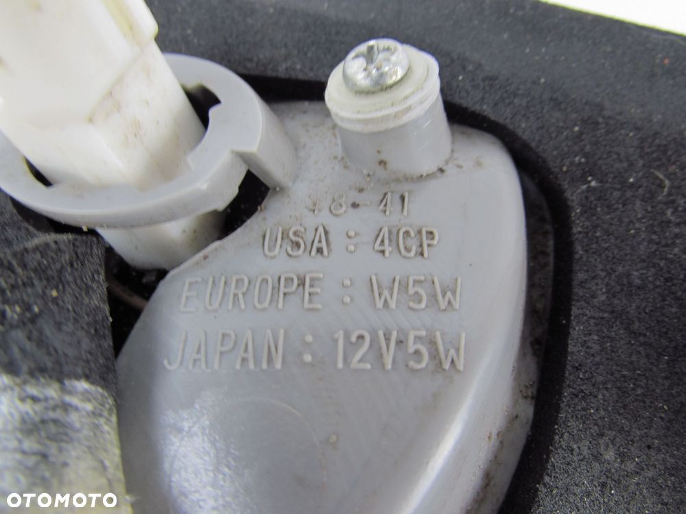 LEXUS RX 400 RX400 H 05-09 LAMPA TYL TYLNA PRAWA KLAPY - 12