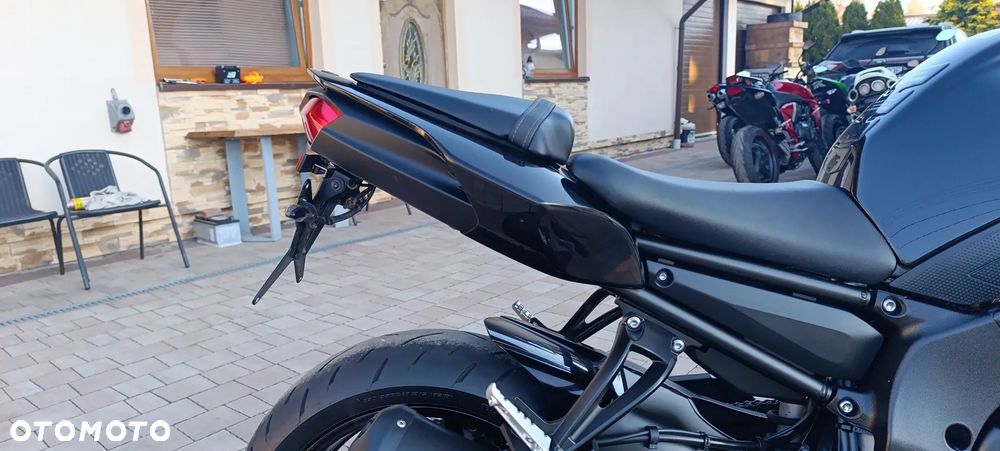 Yamaha FZ8 - 27