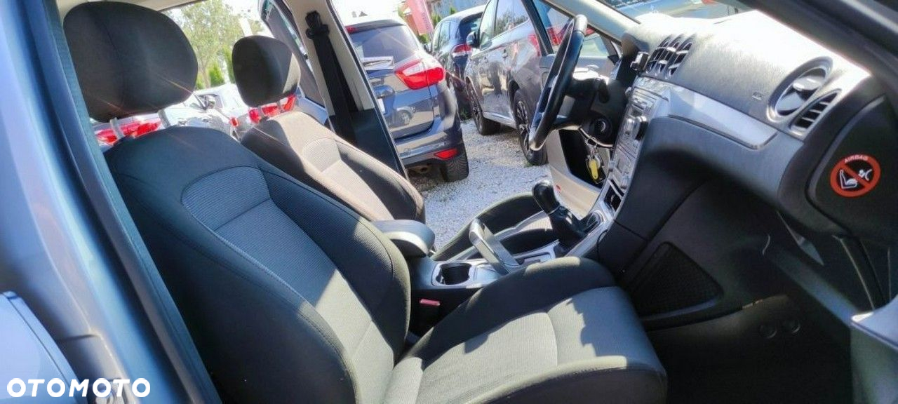 Ford S-Max - 7