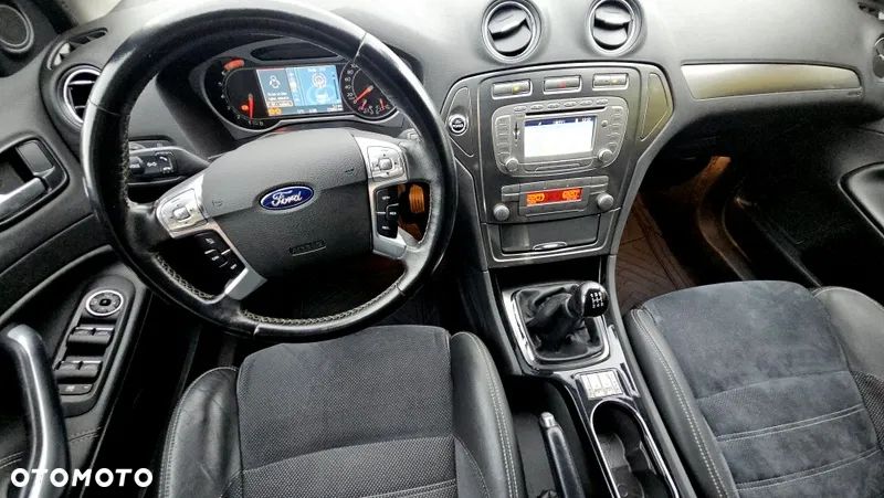 Ford Mondeo 2.0 FF Platinium X Plus (Titanium) - 13