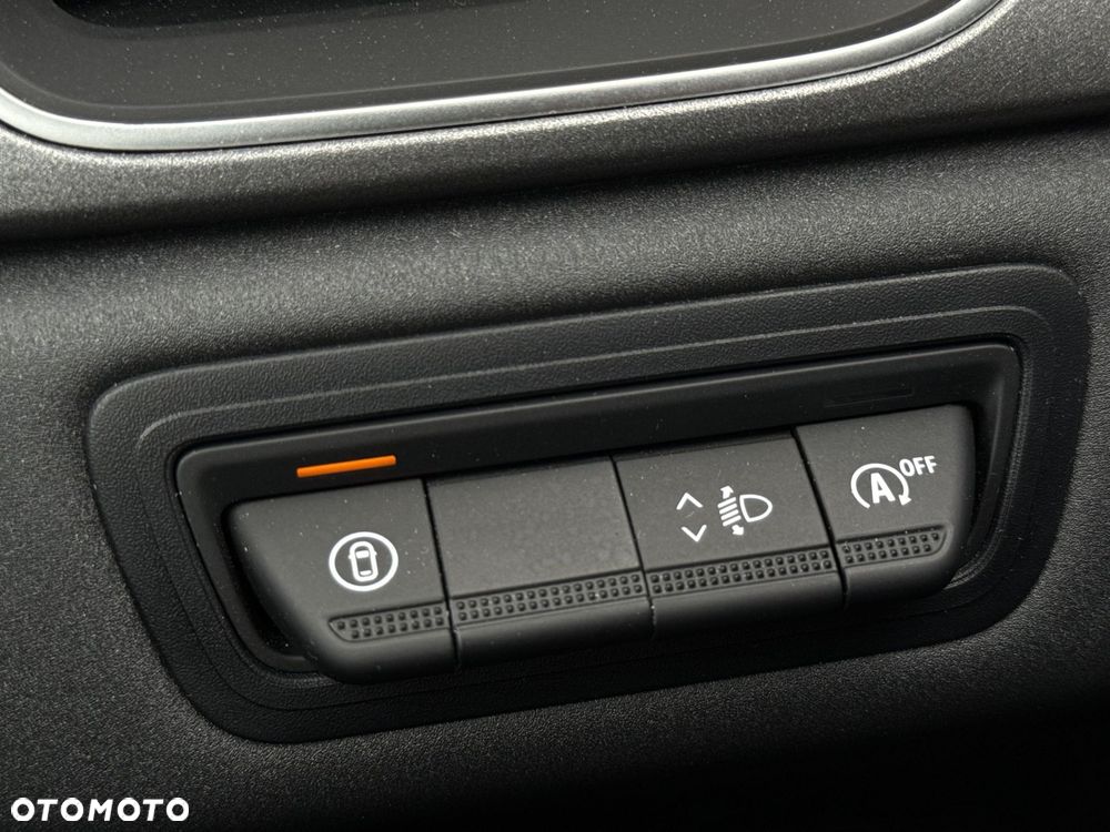 Renault Captur 1.0 TCe Techno - 32