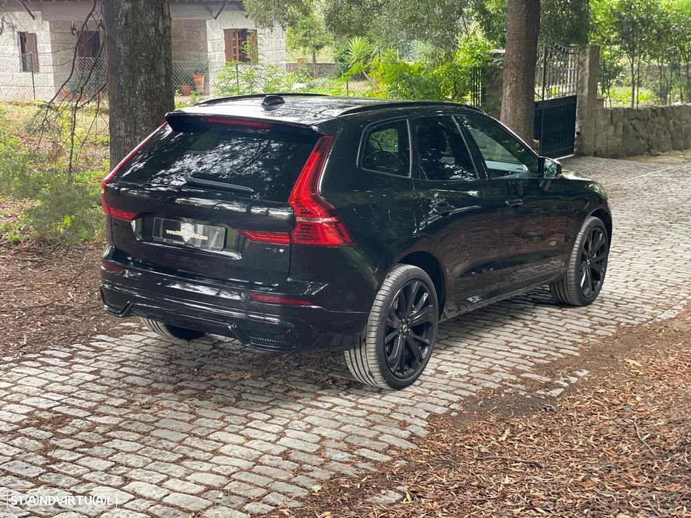 Volvo XC 60 2.0 T6 PHEV Black Edition AWD - 4
