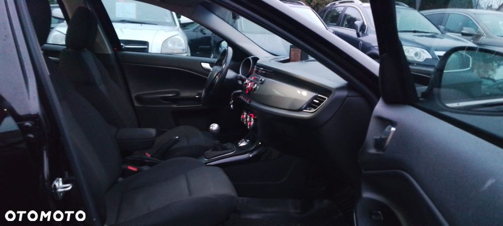 Alfa Romeo Giulietta 1.6 JTDM 16V Business - 17