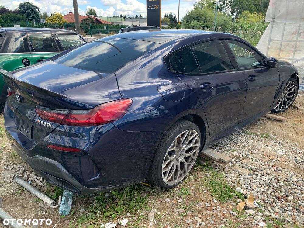 BMW Seria 8 - 9