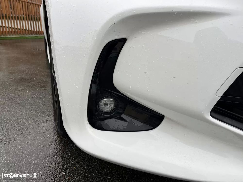 Toyota Yaris 1.5 HDF Comfort Plus - 43