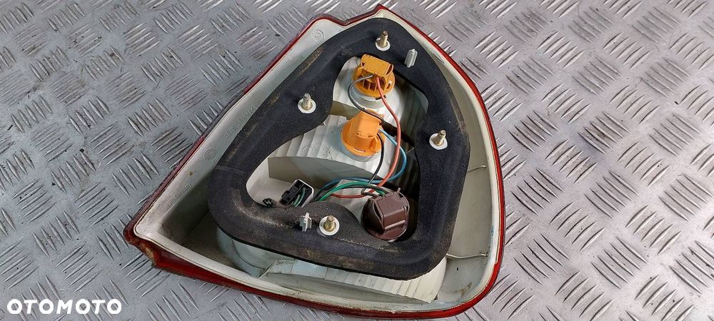 LAMPY TYŁ KOMPLET LEWA PRAWA CARISMA I SEDAN - 7
