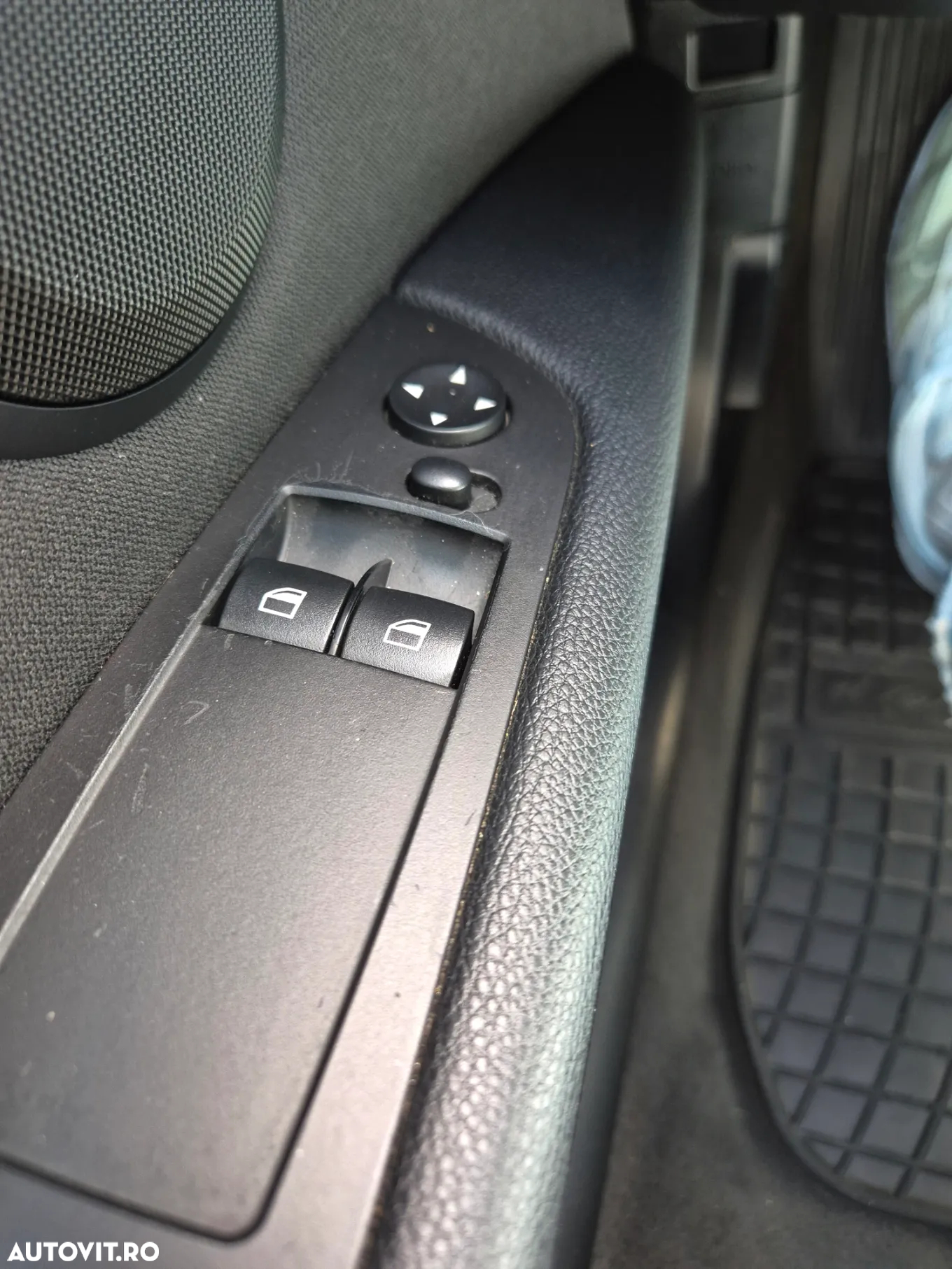 BMW Seria 3 325i Coupe Aut. - 21