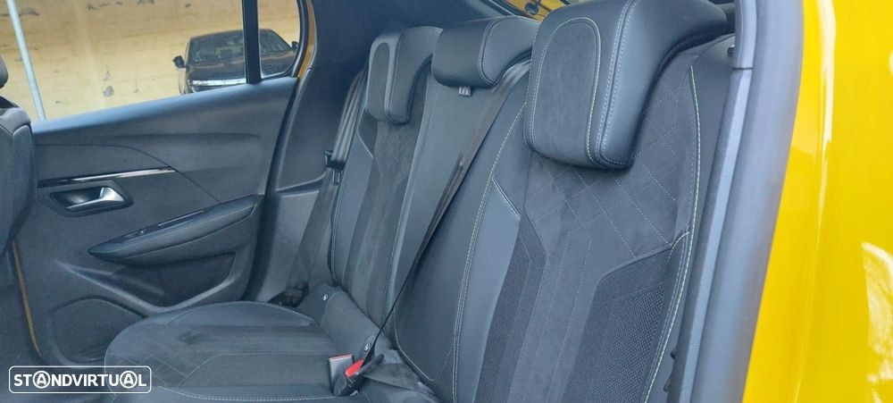 Peugeot e-208 50 kWh GT Line - 10