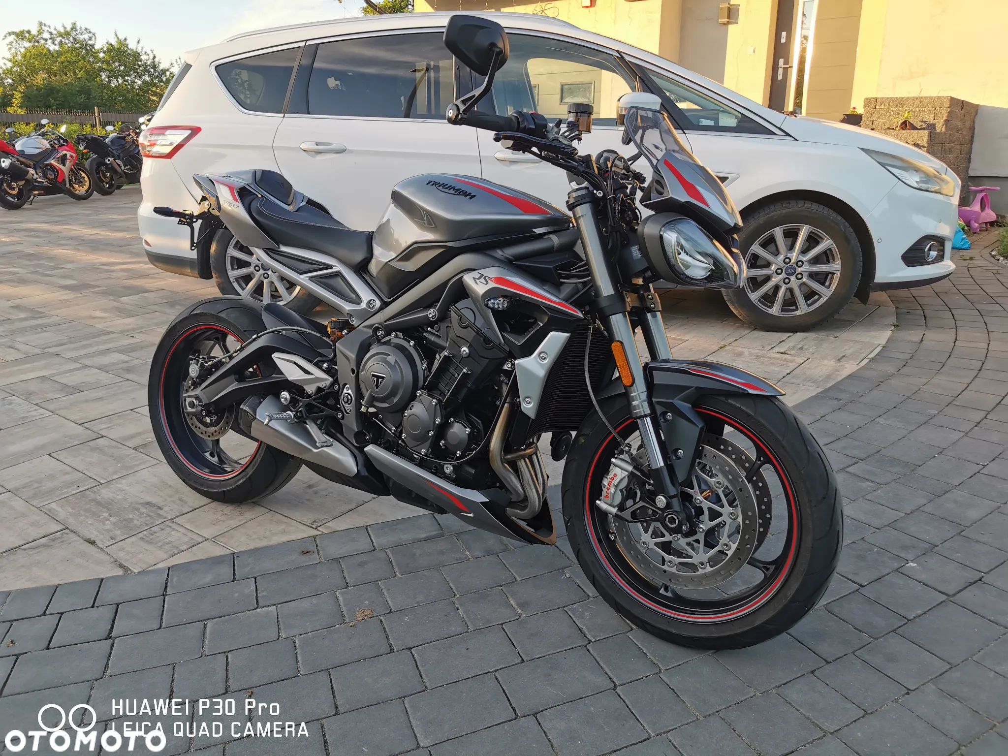 Triumph Street Triple - 31