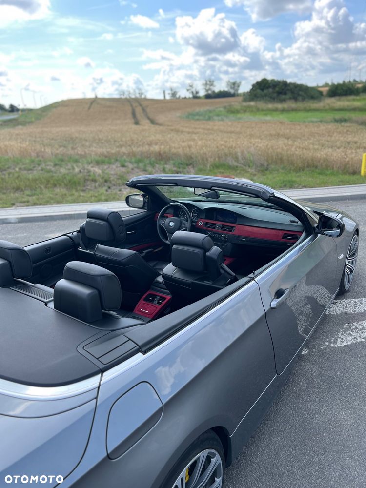 BMW Seria 3 325d - 29
