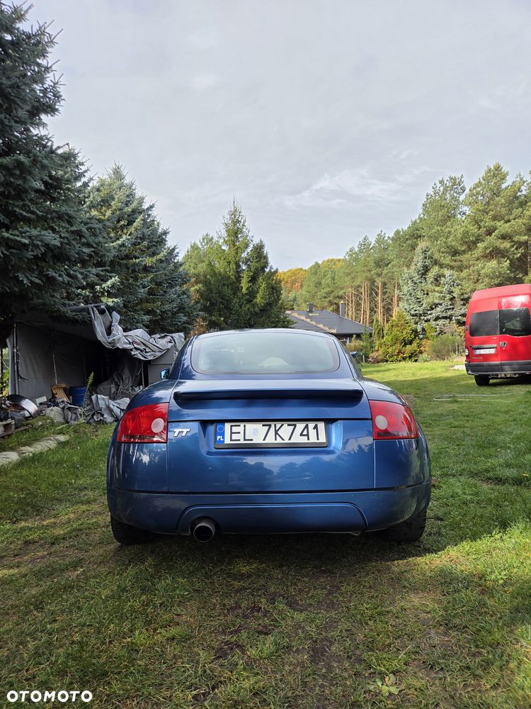 Audi TT Coupé - 4