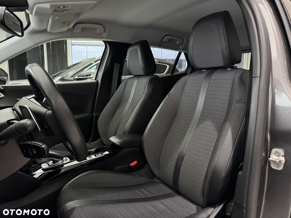 Peugeot 2008 - 10