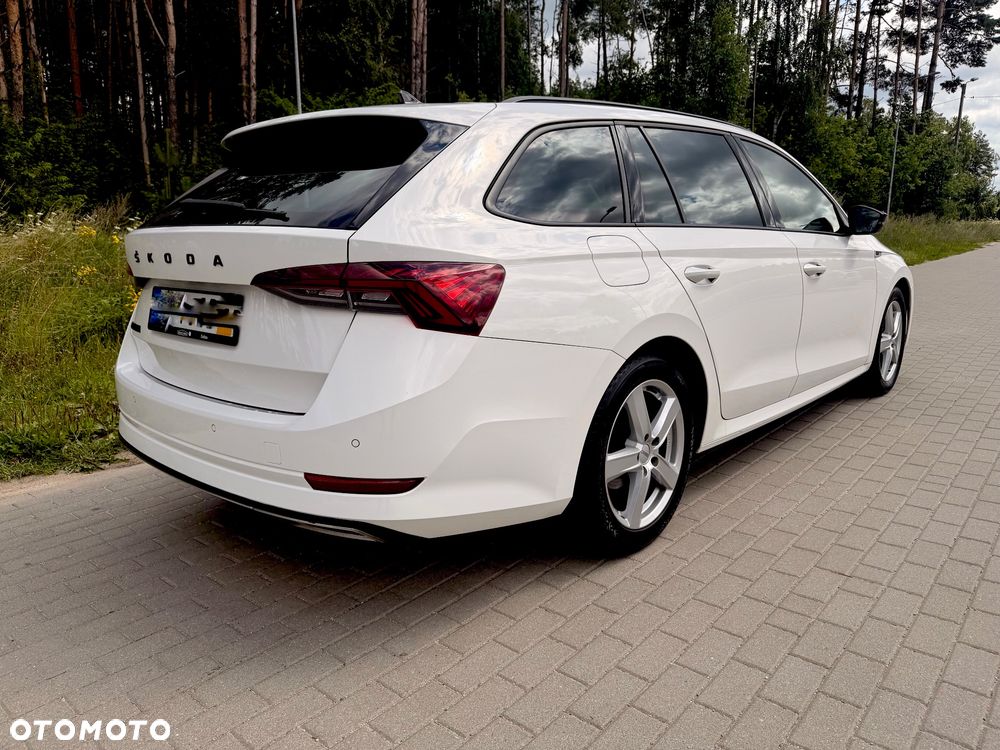 Skoda Octavia 2.0 TDI DSG Sportline - 7