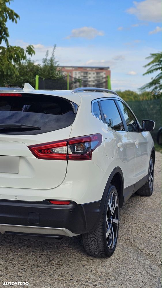 Nissan Qashqai 1.7 dCi Xtronic ALL-MODE 4x4i TEKNA - 4