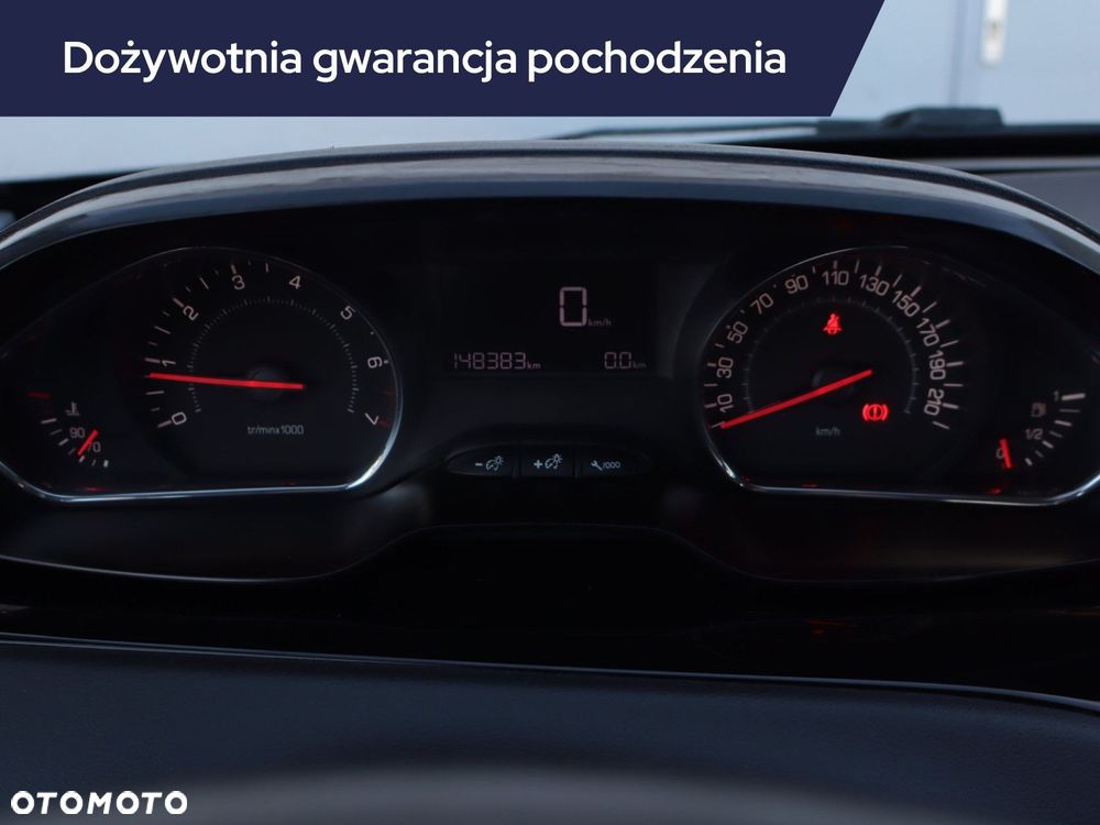 Peugeot 208 - 13