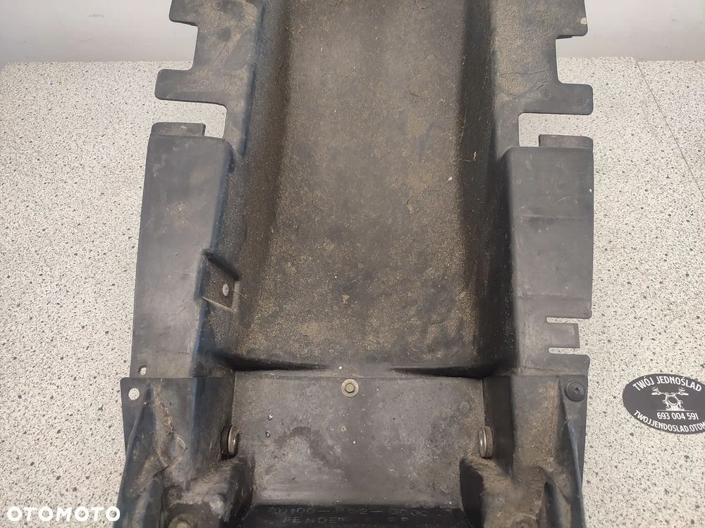 Nadkole, wypełnienie zadupka, kierunkowskazy, mocowanie tablicy rejestracyjnej Honda CBR 1000F CBR1000 F CBR1000F CBR 1000 F SC24 - 17