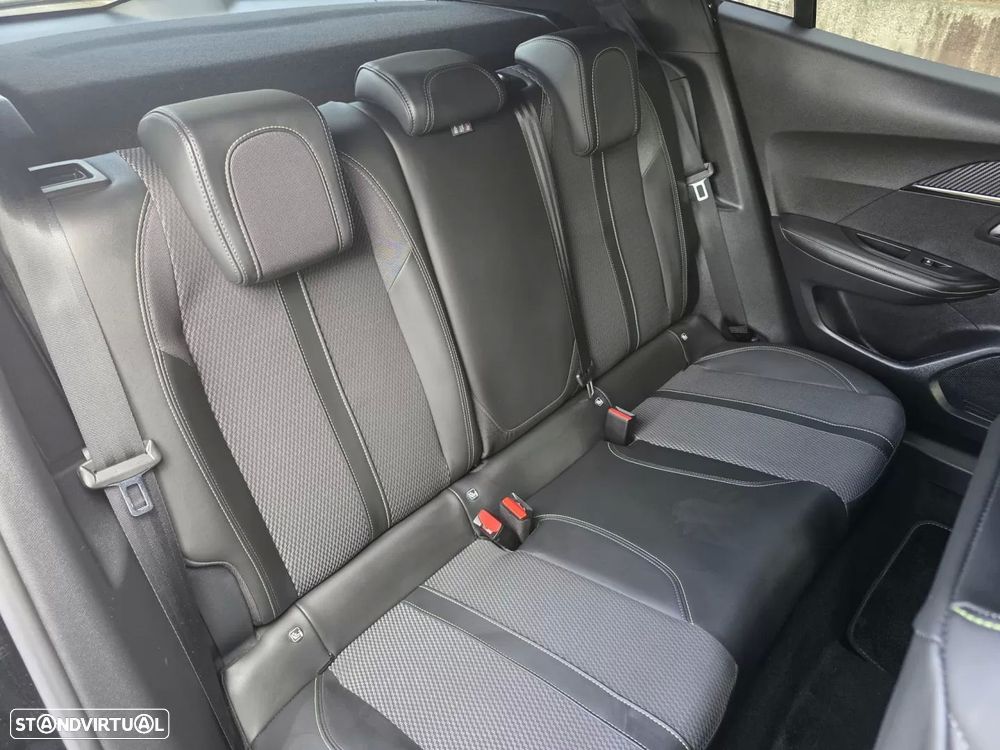 Peugeot e-2008 - 34