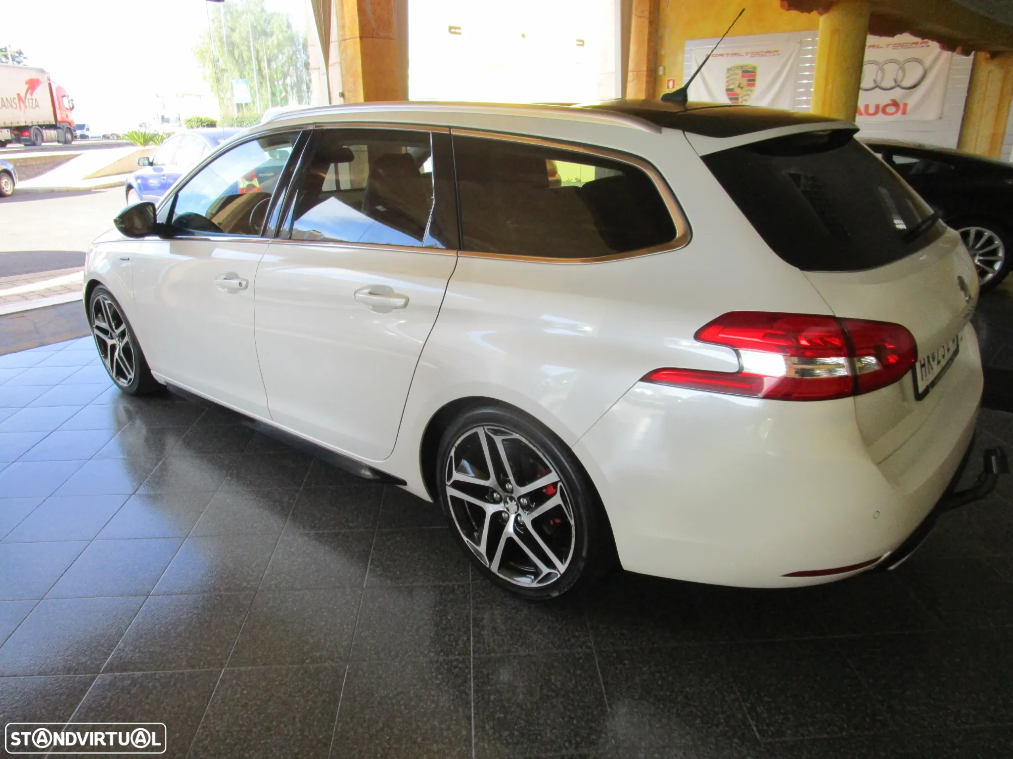 Peugeot 308 SW 1.6 BlueHDi GT Line - 50