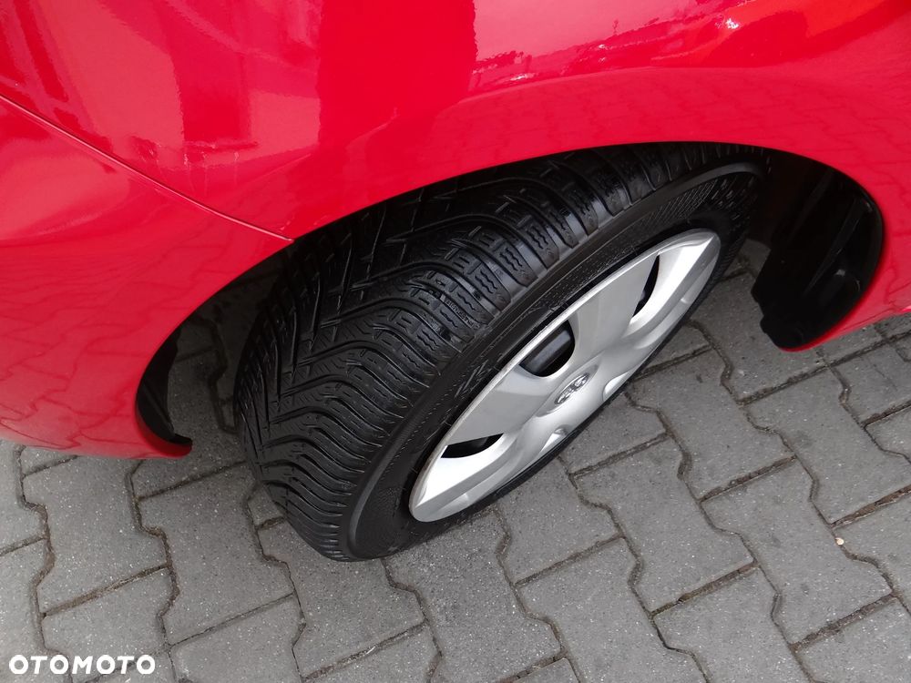 Toyota Yaris 1.0 Terra EU5 - 13