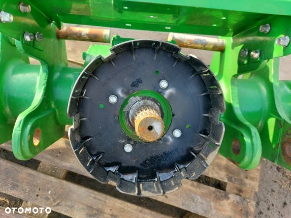 BELKA UKŁAD NAPĘDOWY DC301002 PRASA JOHN DEERE 960 - 4