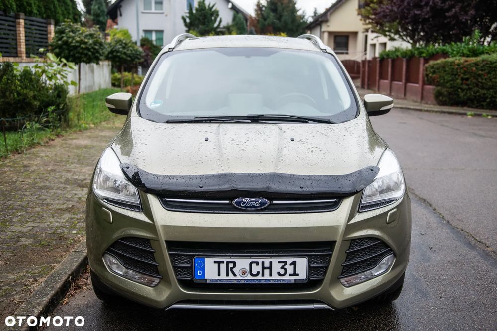 Ford Kuga 2.0 TDCi 2x4 Titanium - 9