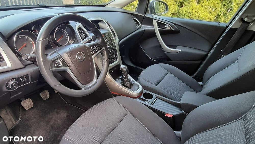Opel Astra - 11