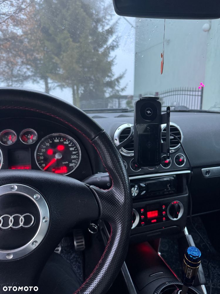 Audi TT Coupé 1.8T - 10