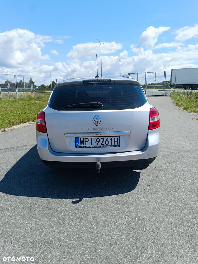 Renault Laguna 2.0 Authentique - 11