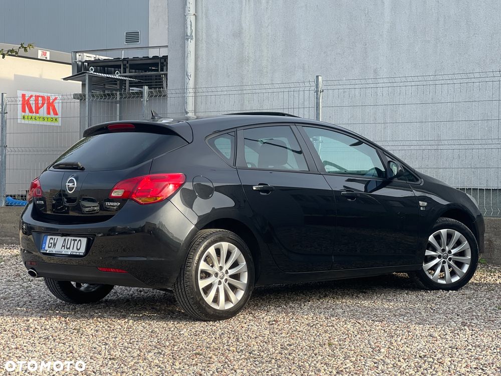 Opel Astra - 11