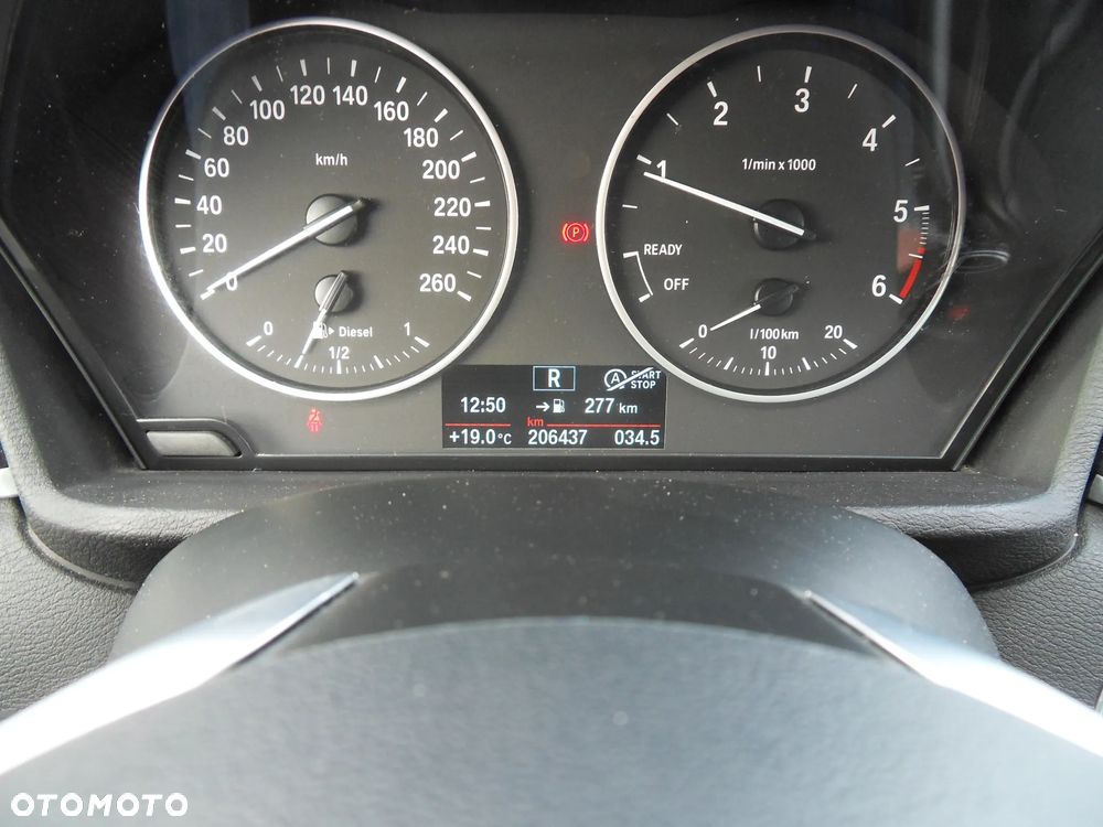 BMW X1 sDrive18d Sport Line - 19