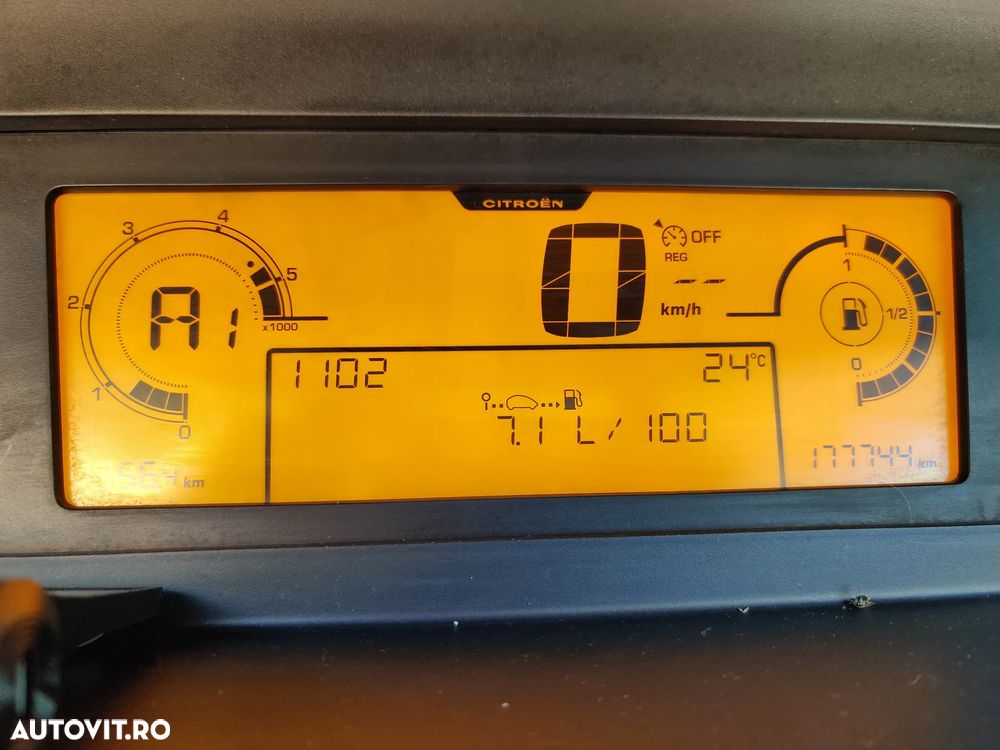 Citroën C4 Picasso 2.0 HDi Aut. Exclusive - 9