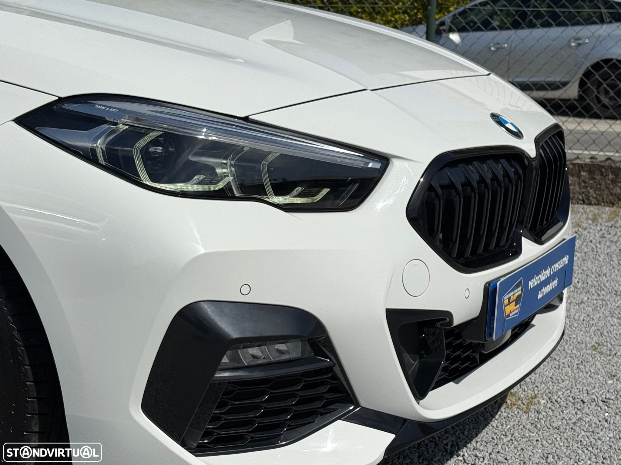 BMW 218 Gran Coupé i Pack Desportivo M - 8