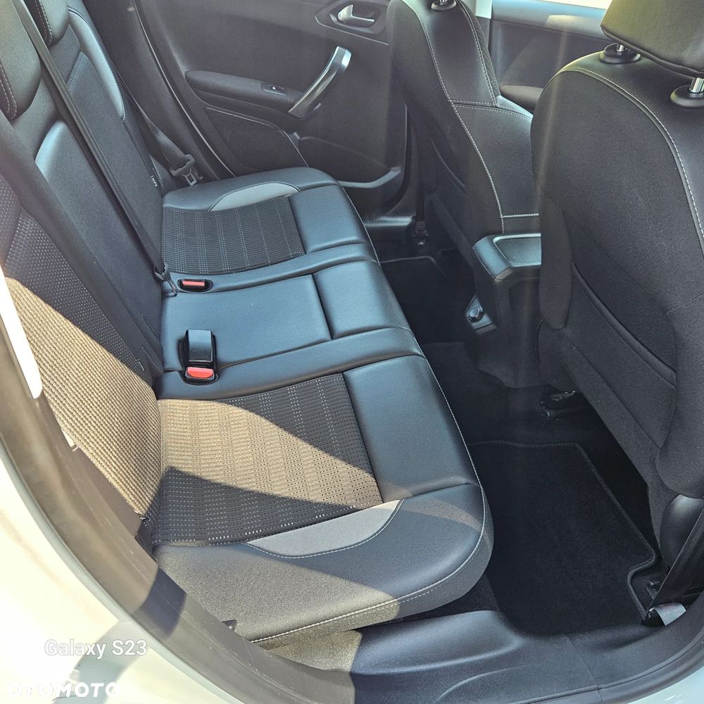 Peugeot 2008 PureTech 110 Stop&Start Urban Move - 29
