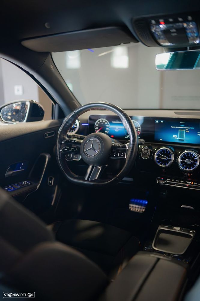 Mercedes-Benz A 250 e 8G-DCT AMG Line - 30