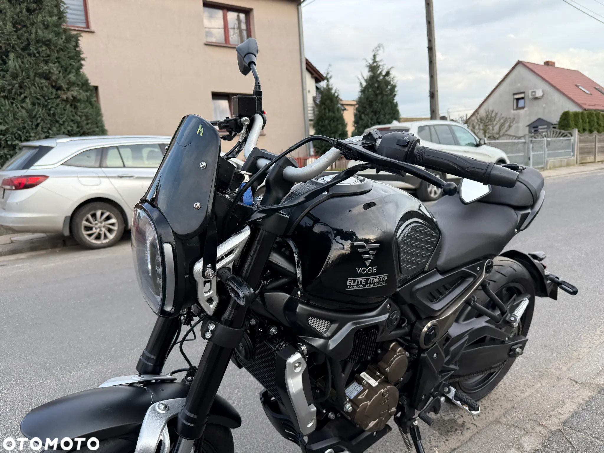 VOGE 300AC - 15