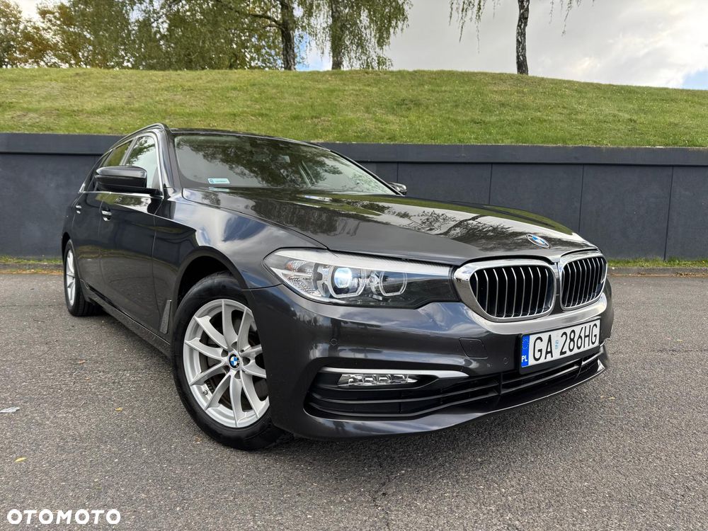 BMW Seria 5 520d Luxury Line - 1
