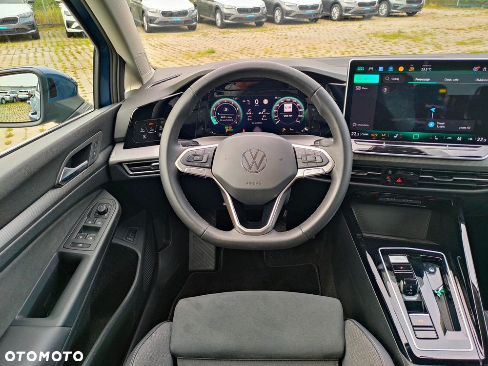 Volkswagen Golf - 21