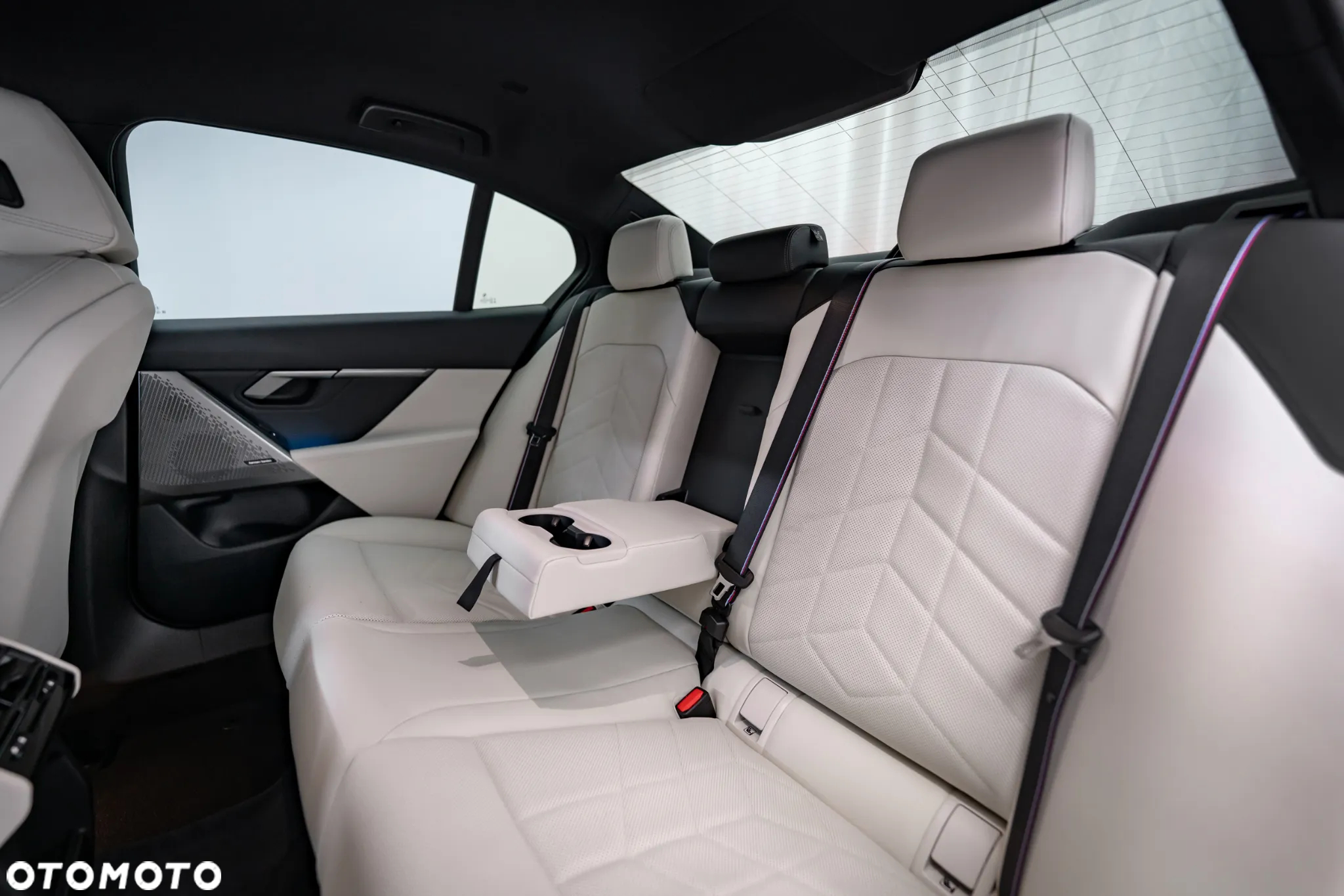 BMW Seria 5 - 36