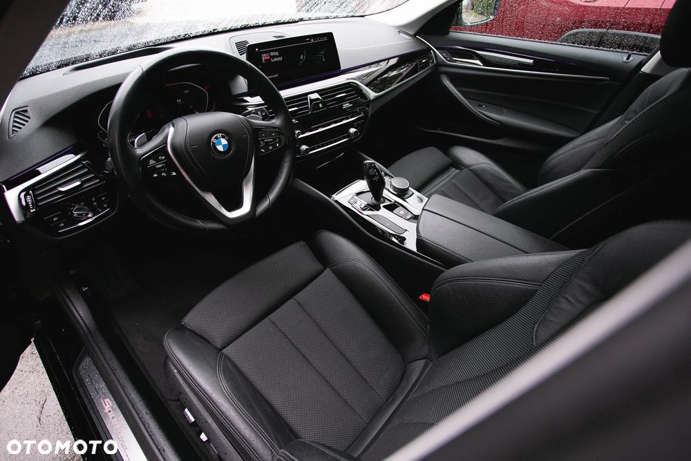 BMW Seria 5 520d Sport Line - 7