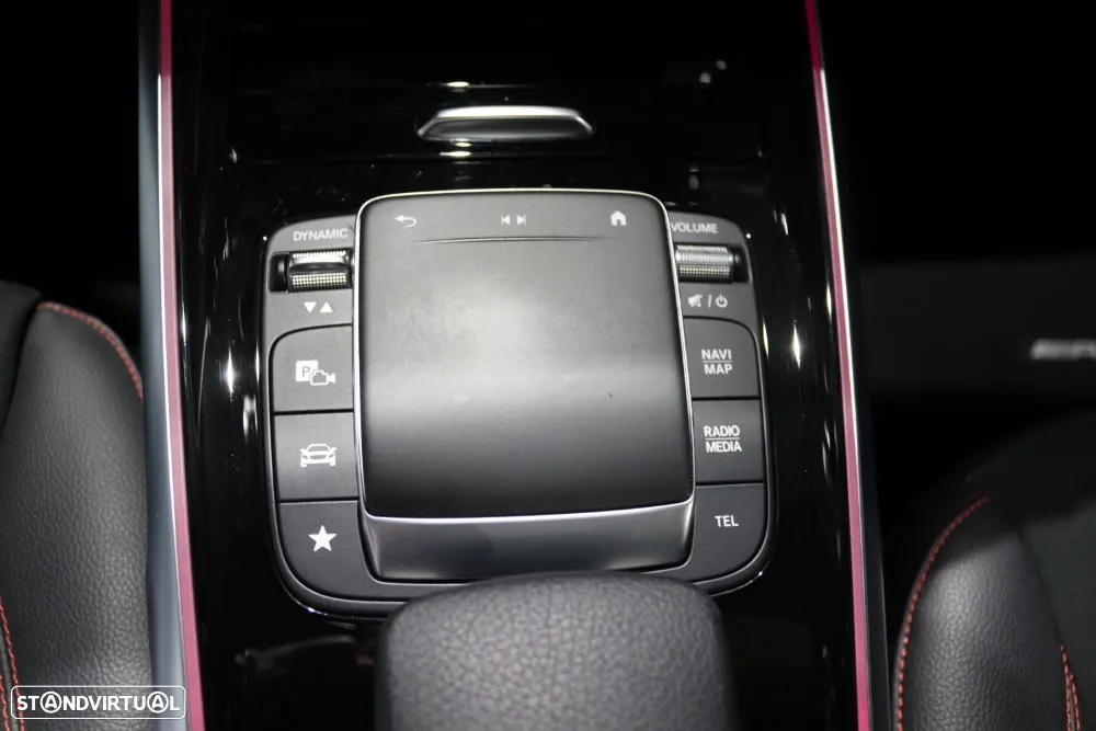 Mercedes-Benz GLB 180 d AMG Line - 29