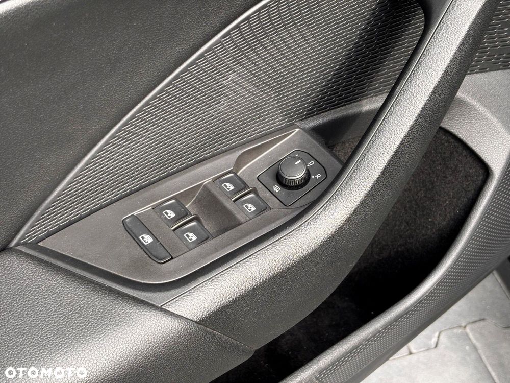 Skoda Octavia 1.5 TSI ACT Ambition - 11