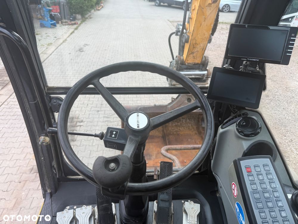 Liebherr A 918 Compact - 28