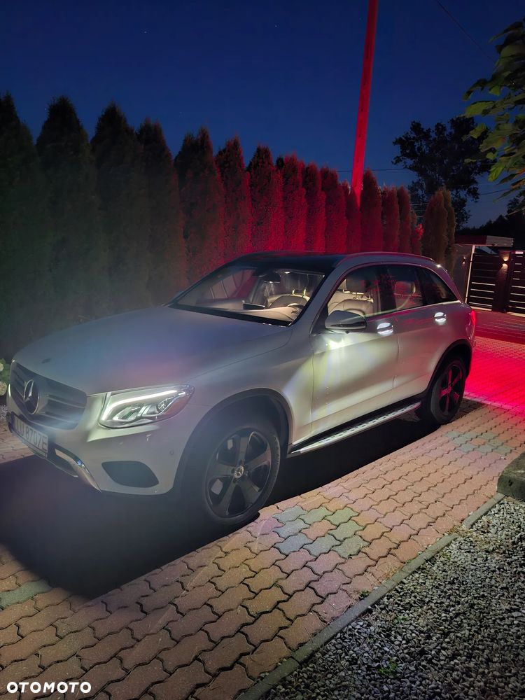 Mercedes-Benz GLC 300 4Matic 9G-TRONIC - 35