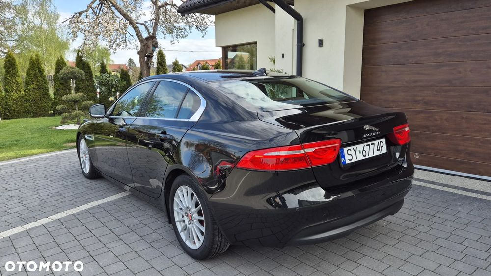 Jaguar XE E-Performance Portfolio - 3