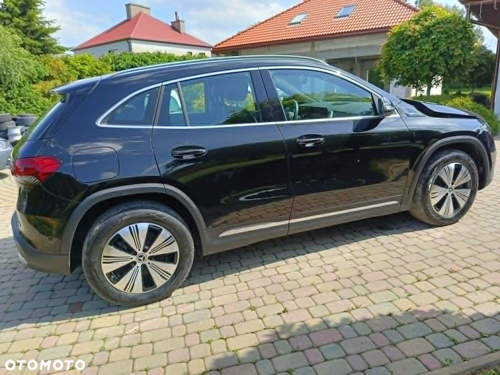 Mercedes-Benz EQA 300 4Matic Edition 1 - 3